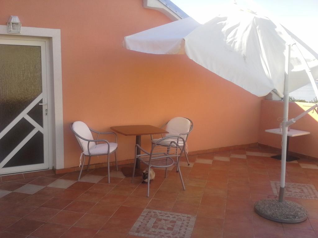 Apartments Matic Omišalj Habitación foto